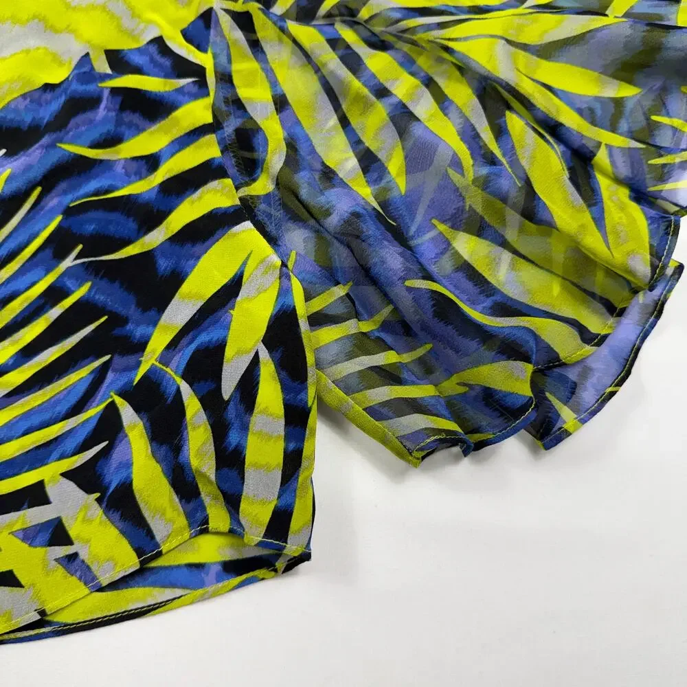 Guess by Marciano cropped chiffon Hawaiian print blouse vacation resort top Sz S - Picture 4 of 9